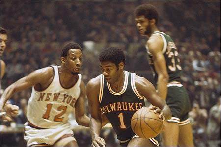 也揭示了篮 也揭示了篮