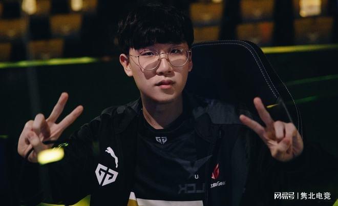 也广泛地激 也广泛地激