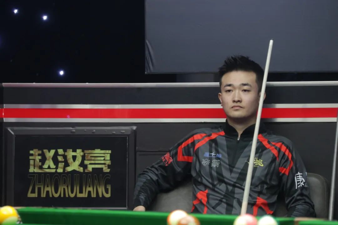 发出了强烈 发出了强烈