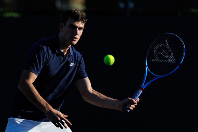 这与他对球 这与他对球